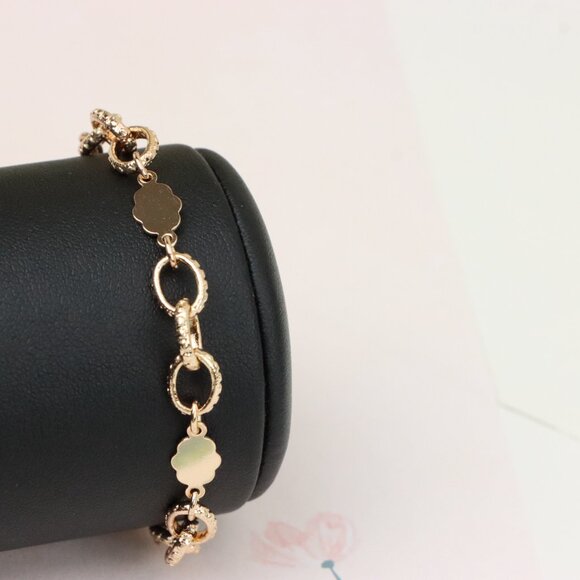 "Rose Gold Bracelet with Polished Floral and Textured Ring Links, XPBL0991 - Picture 2 of 12